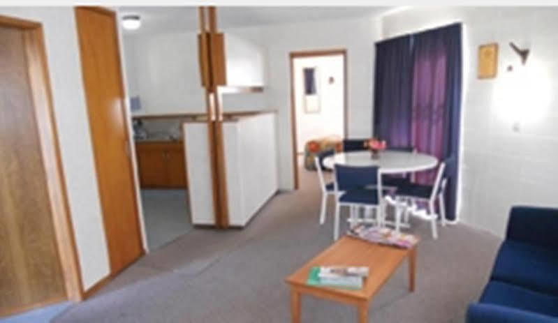 Motel Six Whangarei Εξωτερικό φωτογραφία